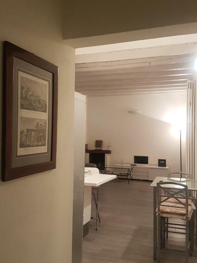 La casa degli artisti Appartamento Côme Esterno foto